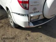 ✅ 2010 Toyota RAV4 Sport • VIN: 2T3WK4DV9AW008547 • Lot: 43714947. Wystawiony na IAAI z przebiegiem 159 314 mil. Bezpłatny archiwum sprzedaży aukcyjnych z USA i szczegółowy raport historii pojazdu na DreamBid. Zdjęcie 6.