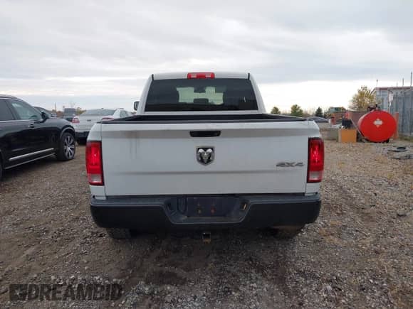 2014 Ram 1500 Express с VIN 1C6RR7FT2ES277890, выставлен на аукционе IAAI как лот 43605217 с пробегом 189 095 миль миль и . История ставок и продаж доступна на DreamBid. Изображение 17.