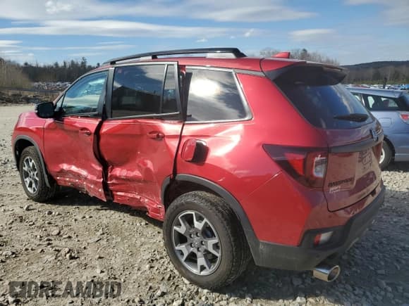 ✅ 2023 Honda Passport TrailSport • VIN: 5FNYF8H61PB029379 • Lot: 49202384. Wystawiony na Copart z przebiegiem 15 688 mil. Bezpłatny archiwum sprzedaży aukcyjnych z USA i szczegółowy raport historii pojazdu na DreamBid. Zdjęcie 2.