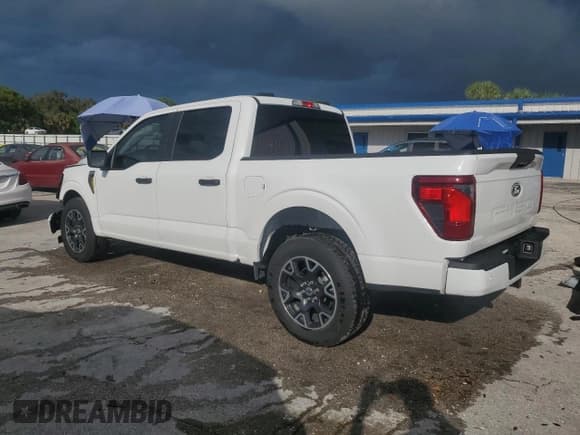 ✅ 2024 Ford F-150 STX • VIN: 1FTEW2K58RKE18087 • Лот: 84008425. Опубликован ранее на Copart с пробегом 16 594 миль. Бесплатный доступ к архиву аукционных продаж из США и подробный отчёт об истории автомобиля на DreamBid. Изображение 2.