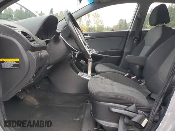2013 Hyundai Accent GS с VIN KMHCT5AE0DU066599, выставлен на аукционе Copart как лот 82754895 с пробегом 131 708 миль миль и Чистый • Clean title. История ставок и продаж доступна на DreamBid. Изображение 7.