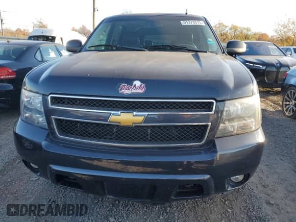 2013 Chevrolet Suburban LT с VIN 1GNSKJE71DR198109, выставлен на аукционе Copart как лот 91373315 с пробегом 211 243 миль миль и Чистый • Clean title. История ставок и продаж доступна на DreamBid. Изображение 5.