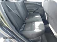 ✅ 2015 Ford Focus SE • VIN: 1FADP3F20FL343430 • Lot: 43663731. Wystawiony na IAAI z przebiegiem 141 913 mil. Bezpłatny archiwum sprzedaży aukcyjnych z USA i szczegółowy raport historii pojazdu na DreamBid. Zdjęcie 8.