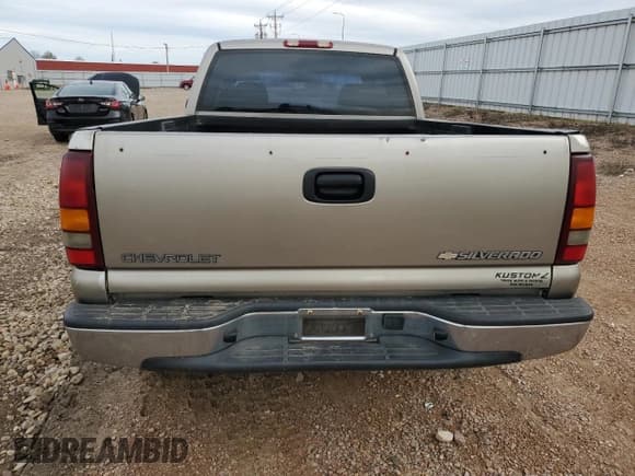 ✅ 2000 Chevrolet Silverado 1500 LS • VIN: 1GCEK19T3YE384891 • Лот: 92457745. Опубликован ранее на Copart с пробегом 309 186 миль. Бесплатный доступ к архиву аукционных продаж из США и подробный отчёт об истории автомобиля на DreamBid. Изображение 6.