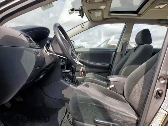 ✅ 2007 Toyota Corolla S • VIN: 1NXBR32E97Z802912 • Lot: 92898515. Wystawiony na Copart z przebiegiem 299 999 mil. Bezpłatny archiwum sprzedaży aukcyjnych z USA i szczegółowy raport historii pojazdu na DreamBid. Zdjęcie 7.