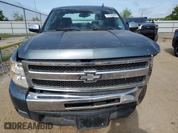 ✅ 2011 Chevrolet Silverado 1500 LT • VIN: 3GCPCSE01BG335616 • Лот: 57245864. Опубликован ранее на Copart с пробегом 146 598 миль. Бесплатный доступ к архиву аукционных продаж из США и подробный отчёт об истории автомобиля на DreamBid. Изображение 5.