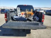 ✅ 2006 Chevrolet Silverado 1500 LT1 • VIN: 2GCEK19N561205508 • Лот: 72940314. Опубликован ранее на Copart с пробегом 219 926 миль. Бесплатный доступ к архиву аукционных продаж из США и подробный отчёт об истории автомобиля на DreamBid. Изображение 6.