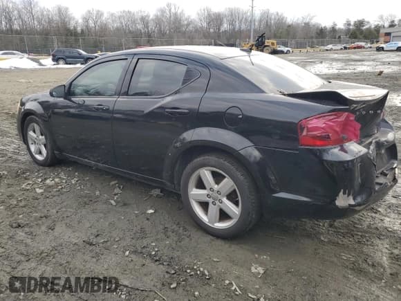 ✅ 2013 Dodge Avenger SE • VIN: 1C3CDZAB5DN605201 • Лот: 42595005. Опубликован ранее на Copart с пробегом 202 424 миль. Бесплатный доступ к архиву аукционных продаж из США и подробный отчёт об истории автомобиля на DreamBid. Изображение 2.