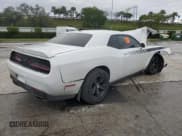 ✅ 2020 Dodge Challenger SXT • VIN: 2C3CDZAG9LH152414 • Lot: 82668843. Wystawiony na Copart z przebiegiem 30 538 mil. Bezpłatny archiwum sprzedaży aukcyjnych z USA i szczegółowy raport historii pojazdu na DreamBid. Zdjęcie 3.