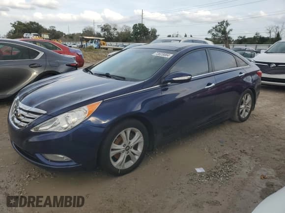 ✅ 2012 Hyundai Sonata Limited • VIN: 5NPEC4AC3CH440024 • Lot: 73628884. Wystawiony na Copart z przebiegiem Nie podano. Bezpłatny archiwum sprzedaży aukcyjnych z USA i szczegółowy raport historii pojazdu na DreamBid. Zdjęcie 1.