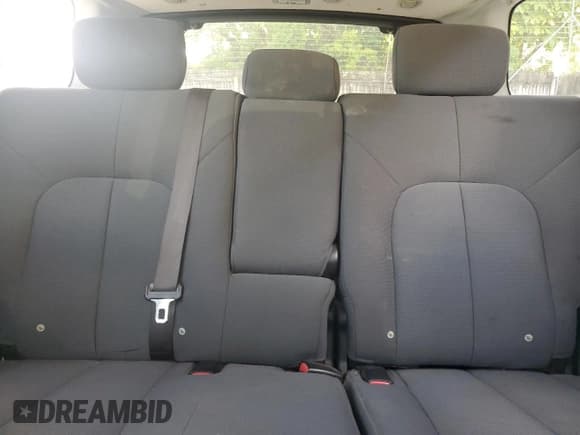 ✅ 2004 Mitsubishi Endeavor LS • VIN: 4A4MM21S64E107797 • Lot: 66206135. Listed on Copart with 190,843 mi. Free auction sales archive from the USA and detailed vehicle history report at DreamBid. Image 10.