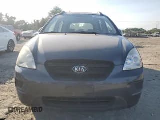 ✅ 2008 Kia Rondo LX • VIN: KNAFG525487218373 • Lot: 70658484. Listed on Copart with 128,320 mi. Free auction sales archive from the USA and detailed vehicle history report at DreamBid. Image 5.