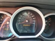 ✅ 2006 Toyota 4Runner SR5 • VIN: JTEZT14RX60026445 • Лот: 56019765. Опубликован ранее на Copart с пробегом 321 295 миль. Бесплатный доступ к архиву аукционных продаж из США и подробный отчёт об истории автомобиля на DreamBid. Изображение 9.