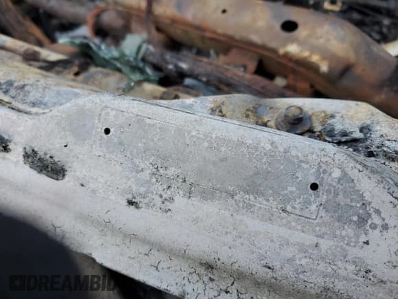 ✅ 2018 Chevrolet Silverado 2500HD LT • VIN: 1GC1KVEG6JF122054 • Lot: 83764974. Wystawiony na Copart z przebiegiem Nie podano. Bezpłatny archiwum sprzedaży aukcyjnych z USA i szczegółowy raport historii pojazdu na DreamBid. Zdjęcie 13.