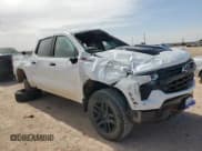 ✅ 2022 Chevrolet Silverado 1500 LT Trail Boss • VIN: 3GCUDFED9NG683565 • Lot: 56344725. Wystawiony na Copart z przebiegiem Nie podano. Bezpłatny archiwum sprzedaży aukcyjnych z USA i szczegółowy raport historii pojazdu na DreamBid. Zdjęcie 4.