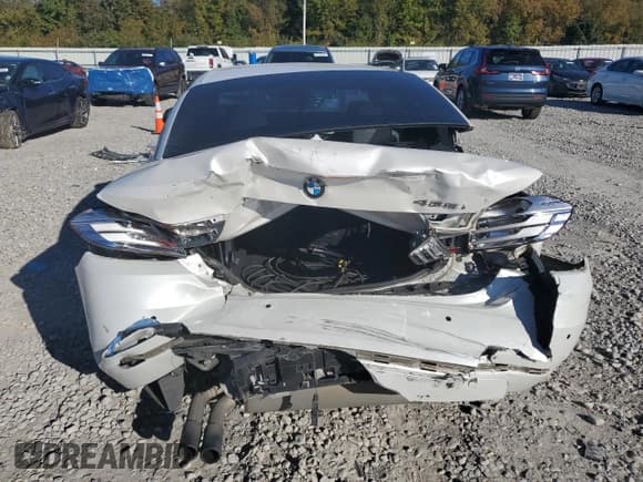 ✅ 2016 BMW 4 Series 428i • VIN: WBA3V7C59G5A26317 • Lot: 91423615. Listed on Copart with 93,077 mi. Free auction sales archive from the USA and detailed vehicle history report at DreamBid. Image 6.