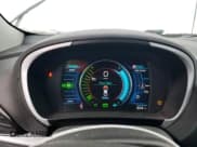 ✅ 2017 Chevrolet Volt LT • VIN: 1G1RC6S57HU217083 • Lot: 47970384. Wystawiony na Copart z przebiegiem 70 503 mil. Bezpłatny archiwum sprzedaży aukcyjnych z USA i szczegółowy raport historii pojazdu na DreamBid. Zdjęcie 9.