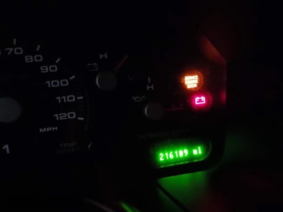 ✅ 2005 Ford Explorer XLT • VIN: 1FMZU73K15UC01645 • Лот: 43852058. Опубликован ранее на IAAI с пробегом 216 109 миль. Бесплатный доступ к архиву аукционных продаж из США и подробный отчёт об истории автомобиля на DreamBid. Изображение 15.