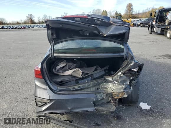 ✅ 2021 Kia Forte LXS • VIN: 3KPF24AD1ME377270 • Лот: 91472215. Опубликован ранее на Copart с пробегом 69 332 миль. Бесплатный доступ к архиву аукционных продаж из США и подробный отчёт об истории автомобиля на DreamBid. Изображение 6.