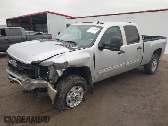 ✅ 2012 Chevrolet Silverado 2500HD LT • VIN: 1GC1KXC86CF169515 • Лот: 41720412. Опубликован ранее на IAAI с пробегом 191 589 миль. Бесплатный доступ к архиву аукционных продаж из США и подробный отчёт об истории автомобиля на DreamBid. Изображение 2.