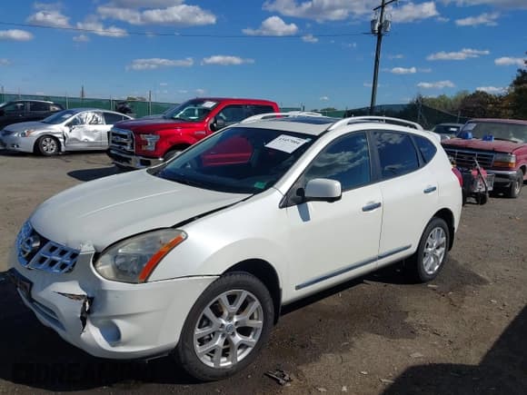 ✅ 2012 Nissan Rogue S • VIN: JN8AS5MV6CW384275 • Lot: 43457004. Wystawiony na IAAI z przebiegiem 123 861 mil. Bezpłatny archiwum sprzedaży aukcyjnych z USA i szczegółowy raport historii pojazdu na DreamBid. Zdjęcie 2.