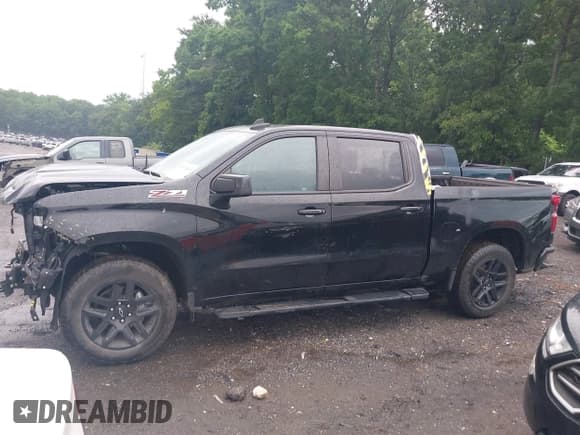 ✅ 2022 Chevrolet Silverado 1500 RST • VIN: 1GCUYEED7NZ149110 • Лот: 42373039. Опубликован ранее на IAAI с пробегом 37 452 миль. Бесплатный доступ к архиву аукционных продаж из США и подробный отчёт об истории автомобиля на DreamBid. Изображение 15.