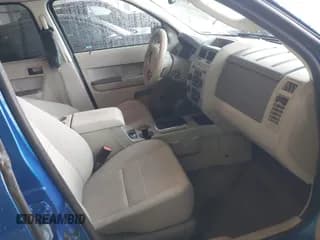 ✅ 2011 Ford Escape XLT • VIN: 1FMCU0D72BKB57072 • Лот: 43565101. Опубликован ранее на IAAI с пробегом 99 046 миль. Бесплатный доступ к архиву аукционных продаж из США и подробный отчёт об истории автомобиля на DreamBid. Изображение 5.