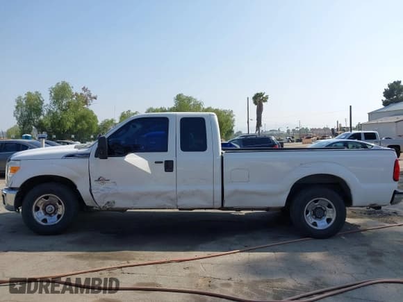 ✅ 2012 Ford F-250 XL • VIN: 1FT7X2AT8CEB40321 • Lot: 42170071. Wystawiony na IAAI z przebiegiem 282 492 mil. Bezpłatny archiwum sprzedaży aukcyjnych z USA i szczegółowy raport historii pojazdu na DreamBid. Zdjęcie 14.