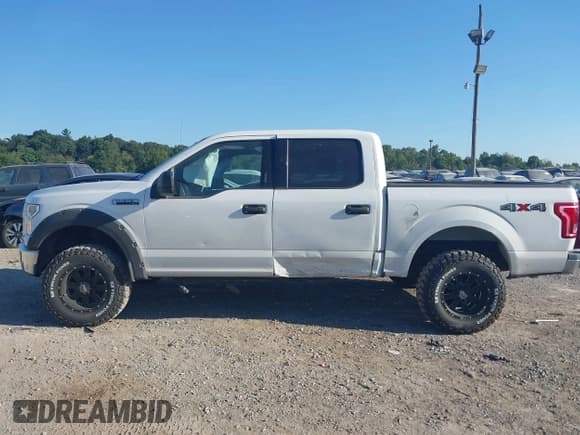 ✅ 2015 Ford F-150 XLT • VIN: 1FTEW1E85FFA58636 • Lot: 43142847. Wystawiony na IAAI z przebiegiem 195 147 mil. Bezpłatny archiwum sprzedaży aukcyjnych z USA i szczegółowy raport historii pojazdu na DreamBid. Zdjęcie 14.