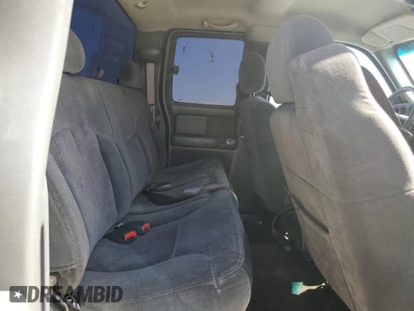 ✅ 2001 Chevrolet Silverado 1500 LS • VIN: 2GCEC19V211357445 • Лот: 77959714. Опубликован ранее на Copart с пробегом 199 967 миль. Бесплатный доступ к архиву аукционных продаж из США и подробный отчёт об истории автомобиля на DreamBid. Изображение 10.