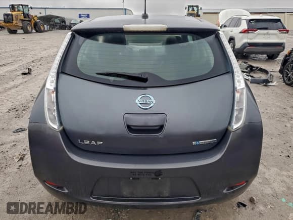 ✅ 2013 Nissan LEAF SL • VIN: 1N4AZ0CP8DC419310 • Lot: 95695195. Listed on Copart with 92,635 mi. Free auction sales archive from the USA and detailed vehicle history report at DreamBid. Image 6.