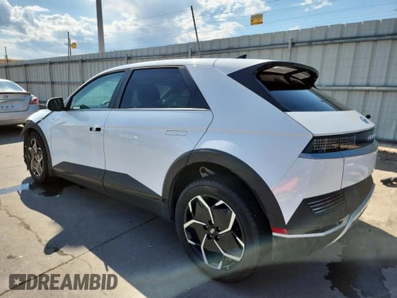 ✅ 2024 Hyundai Ioniq 5 SEL • VIN: KM8KNDDF1RU328240 • Lot: 69603415. Listed on Copart with 6,711 mi. Free auction sales archive from the USA and detailed vehicle history report at DreamBid. Image 2.