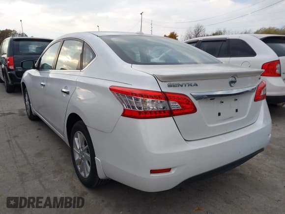 ✅ 2015 Nissan Sentra S • VIN: 3N1AB7AP1FY284789 • Lot: 43612441. Wystawiony na IAAI z przebiegiem 118 785 mil. Bezpłatny archiwum sprzedaży aukcyjnych z USA i szczegółowy raport historii pojazdu na DreamBid. Zdjęcie 3.