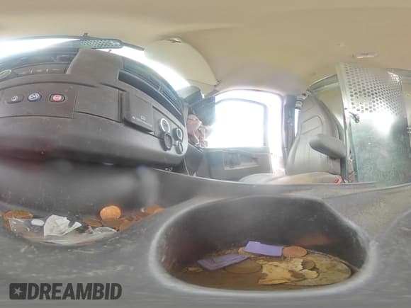 ✅ 2022 Chevrolet Express Cargo • VIN: 1GCWGAFP8N1271101 • Лот: 71620035. Опубликован ранее на Copart с пробегом Не указан. Бесплатный доступ к архиву аукционных продаж из США и подробный отчёт об истории автомобиля на DreamBid. Изображение 15.