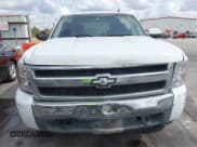 ✅ 2008 Chevrolet Silverado 1500 1LT • VIN: 3GCEC13J98G295808 • Lot: 43534433. Wystawiony na IAAI z przebiegiem 285 031 mil. Bezpłatny archiwum sprzedaży aukcyjnych z USA i szczegółowy raport historii pojazdu na DreamBid. Zdjęcie 6.