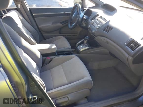 ✅ 2008 Honda Civic EX • VIN: 1HGFA16848L024016 • Lot: 43513259. Wystawiony na IAAI z przebiegiem 281 019 mil. Bezpłatny archiwum sprzedaży aukcyjnych z USA i szczegółowy raport historii pojazdu na DreamBid. Zdjęcie 5.