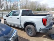 ✅ 2024 GMC Sierra 1500 AT4X • VIN: 3GTUUFEL9RG197738 • Лот: 41812558. Опубликован ранее на IAAI с пробегом 2 161 миль. Бесплатный доступ к архиву аукционных продаж из США и подробный отчёт об истории автомобиля на DreamBid. Изображение 14.