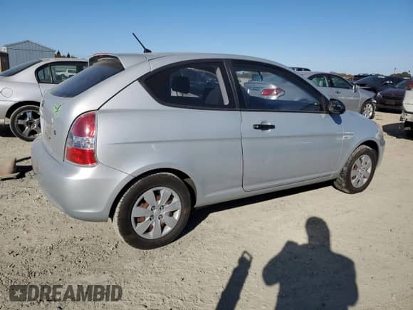 2008 Hyundai Accent GS с VIN KMHCM36C08U073616, выставлен на аукционе Copart как лот 78101524 с пробегом 82 979 миль миль и Чистый • Clean title. История ставок и продаж доступна на DreamBid. Изображение 3.