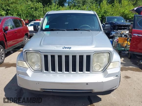 ✅ 2009 Jeep Liberty Rocky Mountain • VIN: 1J8GN28K79W501746 • Lot: 42848180. Listed on IAAI with 209,375 mi. Free auction sales archive from the USA and detailed vehicle history report at DreamBid. Image 12.
