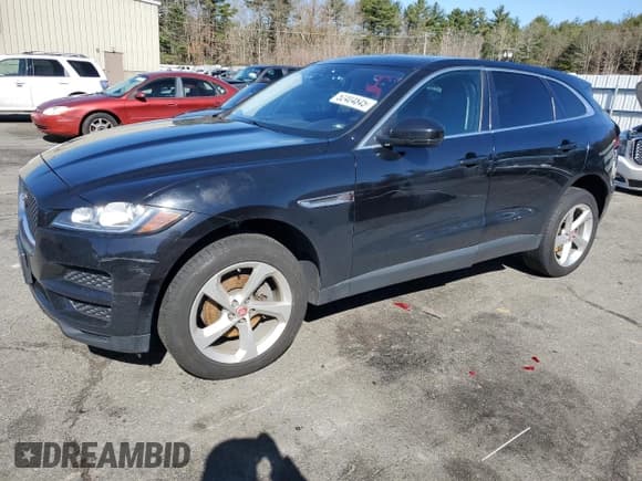 ✅ 2019 Jaguar F-Pace 25t • VIN: SADCS2FX2KA602035 • Lot: 52404845. Wystawiony na Copart z przebiegiem 104 972 mil. Bezpłatny archiwum sprzedaży aukcyjnych z USA i szczegółowy raport historii pojazdu na DreamBid. Zdjęcie 1.