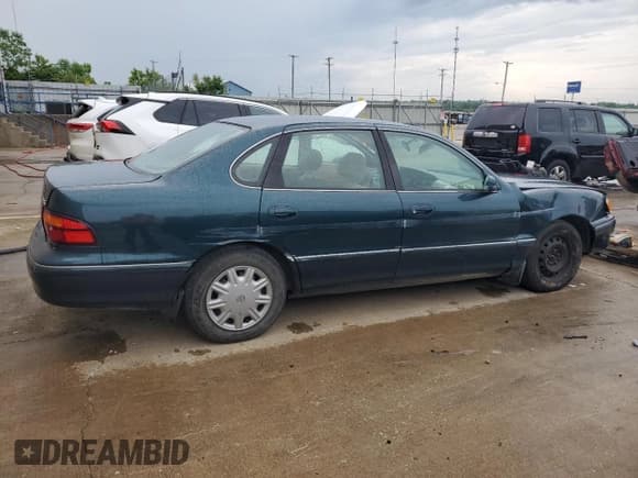 ✅ 1998 Toyota Avalon XL • VIN: 4T1BF18B1WU243770 • Lot: 57039794. Wystawiony na Copart z przebiegiem 131 478 mil. Bezpłatny archiwum sprzedaży aukcyjnych z USA i szczegółowy raport historii pojazdu na DreamBid. Zdjęcie 3.