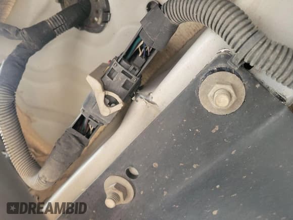 ✅ 2023 Chevrolet Equinox LT • VIN: 3GNAXJEG8PL127692 • Lot: 43938256. Listed on IAAI with 101,695 mi. Free auction sales archive from the USA and detailed vehicle history report at DreamBid. Image 15.