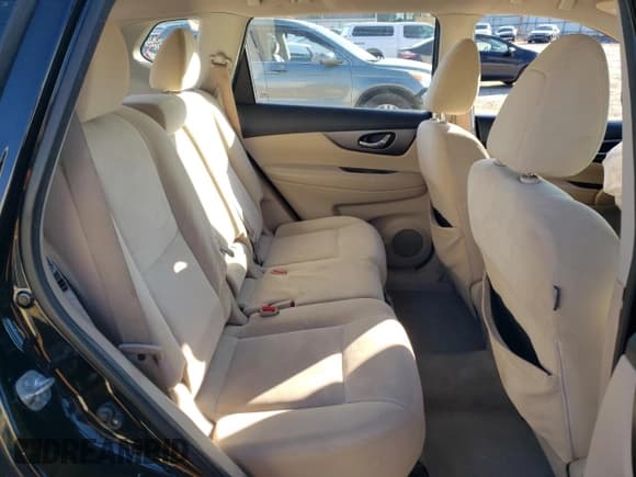 ✅ 2015 Nissan Rogue S • VIN: KNMAT2MT3FP500231 • Лот: 92314495. Опубликован ранее на Copart с пробегом 200 797 миль. Бесплатный доступ к архиву аукционных продаж из США и подробный отчёт об истории автомобиля на DreamBid. Изображение 11.