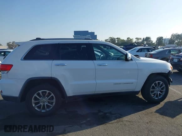 ✅ 2015 Jeep Grand Cherokee Limited • VIN: 1C4RJEBG6FC755043 • Лот: 43533911. Опубликован ранее на IAAI с пробегом 154 195 миль. Бесплатный доступ к архиву аукционных продаж из США и подробный отчёт об истории автомобиля на DreamBid. Изображение 14.