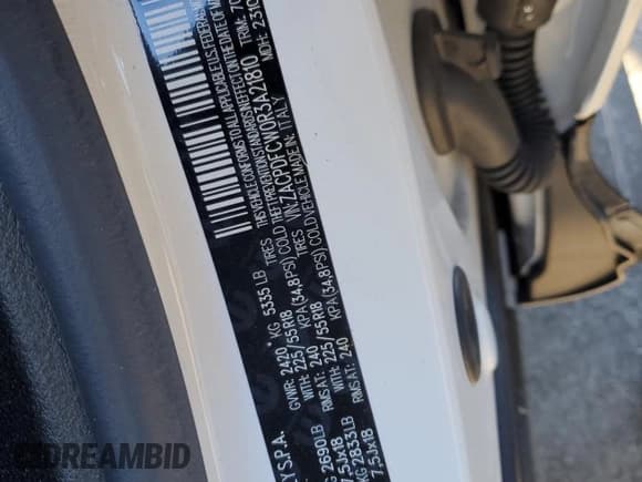 ✅ 2024 Dodge Hornet R/T • VIN: ZACPDFCW0R3A21810 • Lot: 42248845. Listed on Copart with 7,913 mi. Free auction sales archive from the USA and detailed vehicle history report at DreamBid. Image 14.