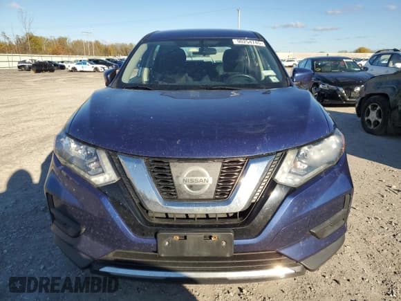 ✅ 2017 Nissan Rogue SV • VIN: 5N1AT2MVXHC863827 • Lot: 90254745. Listed on Copart with 141,968 mi. Free auction sales archive from the USA and detailed vehicle history report at DreamBid. Image 5.