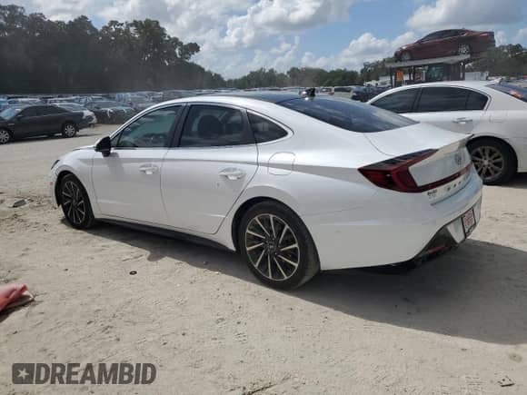 2020 Hyundai Sonata Limited with VIN 5NPEH4J22LH006881, listed as a Copart auction lot 85750995 with 82,922 mi miles and Salvage title. Bid and sale history available at DreamBid. Image 2.