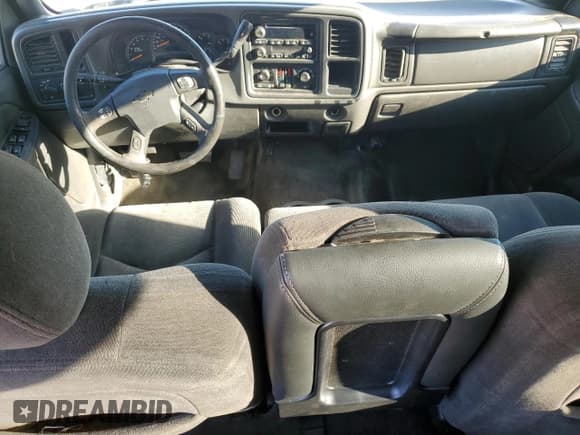 ✅ 2004 Chevrolet Silverado 1500 LS • VIN: 2GCEC13T141297685 • Лот: 74939874. Опубликован ранее на Copart с пробегом Не указан. Бесплатный доступ к архиву аукционных продаж из США и подробный отчёт об истории автомобиля на DreamBid. Изображение 8.