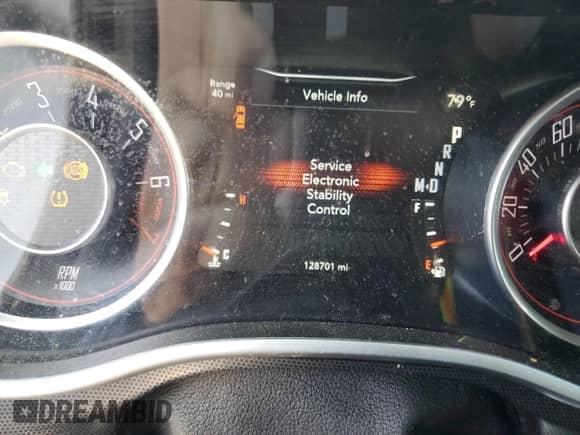 2016 Dodge Challenger SXT Plus z VIN 2C3CDZAG3GH201998, wystawiony jako Copart lot #87096895 z przebiegiem 128 701 mil mil oraz Czysty tytuł • Clean title. Historia ofert i sprzedaży dostępna na DreamBid. Obrazek 9.