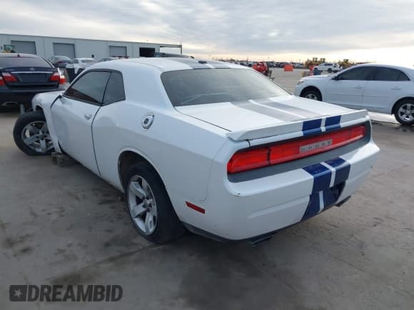 ✅ 2014 Dodge Challenger Rallye Redline • VIN: 2C3CDYAG1EH101082 • Lot: 41367959. Wystawiony na IAAI z przebiegiem 144 923 mil. Bezpłatny archiwum sprzedaży aukcyjnych z USA i szczegółowy raport historii pojazdu na DreamBid. Zdjęcie 3.